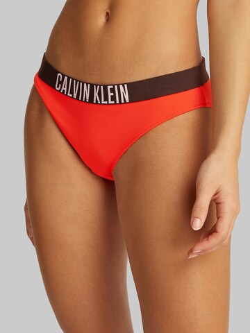 Slip bikini di Calvin Klein Swimwear in rosso