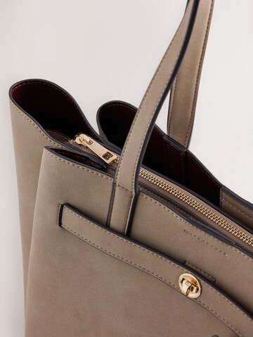 Next Shopper i brun