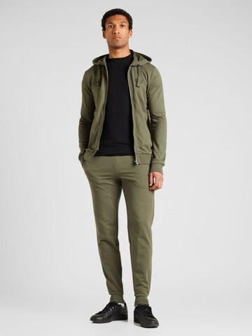 EA7 Emporio Armani Regular Sweatsuit in Green