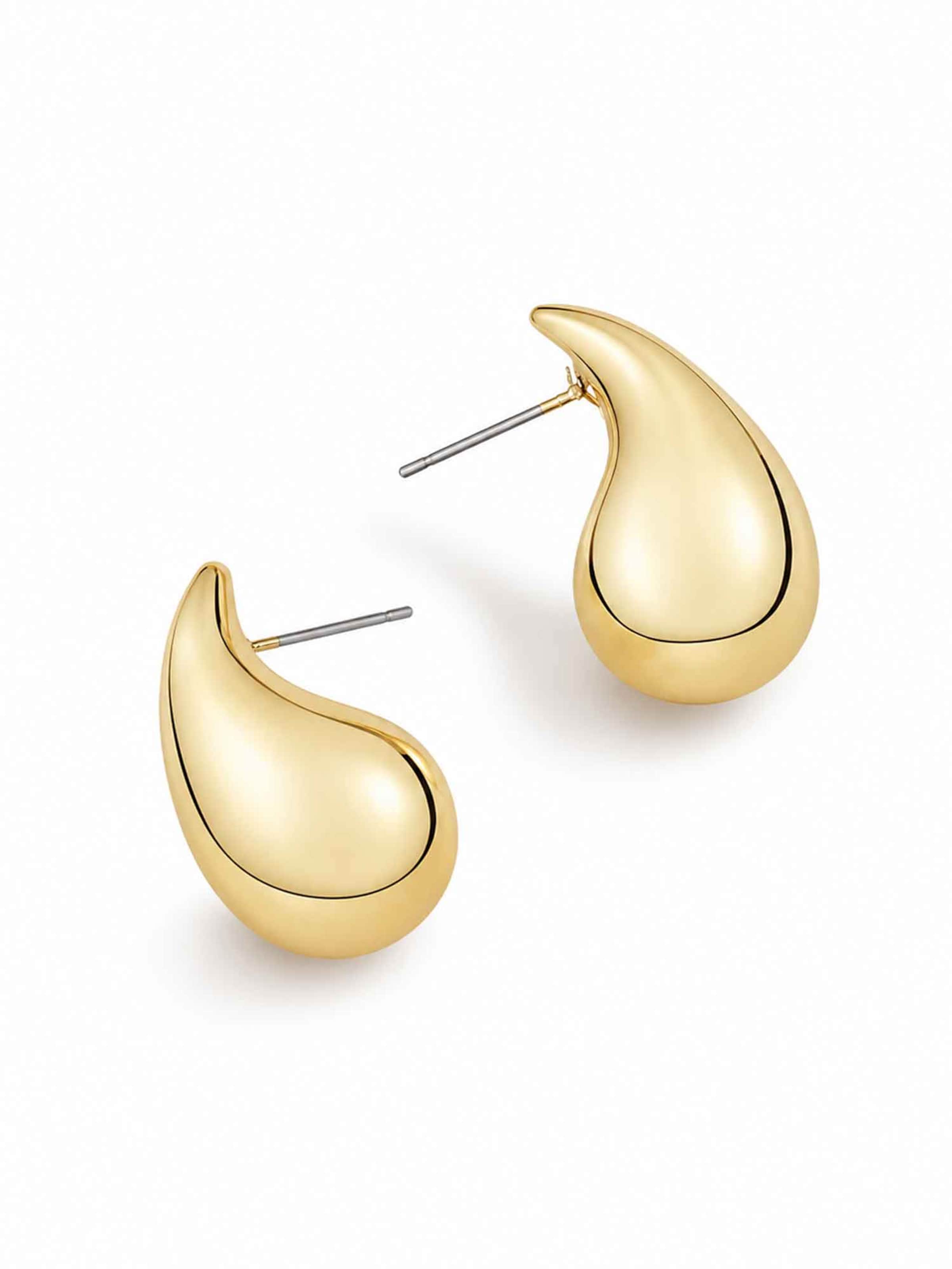 Orecchini 'Titania Small Gold Teardrop Earrings' di RteRme in oro