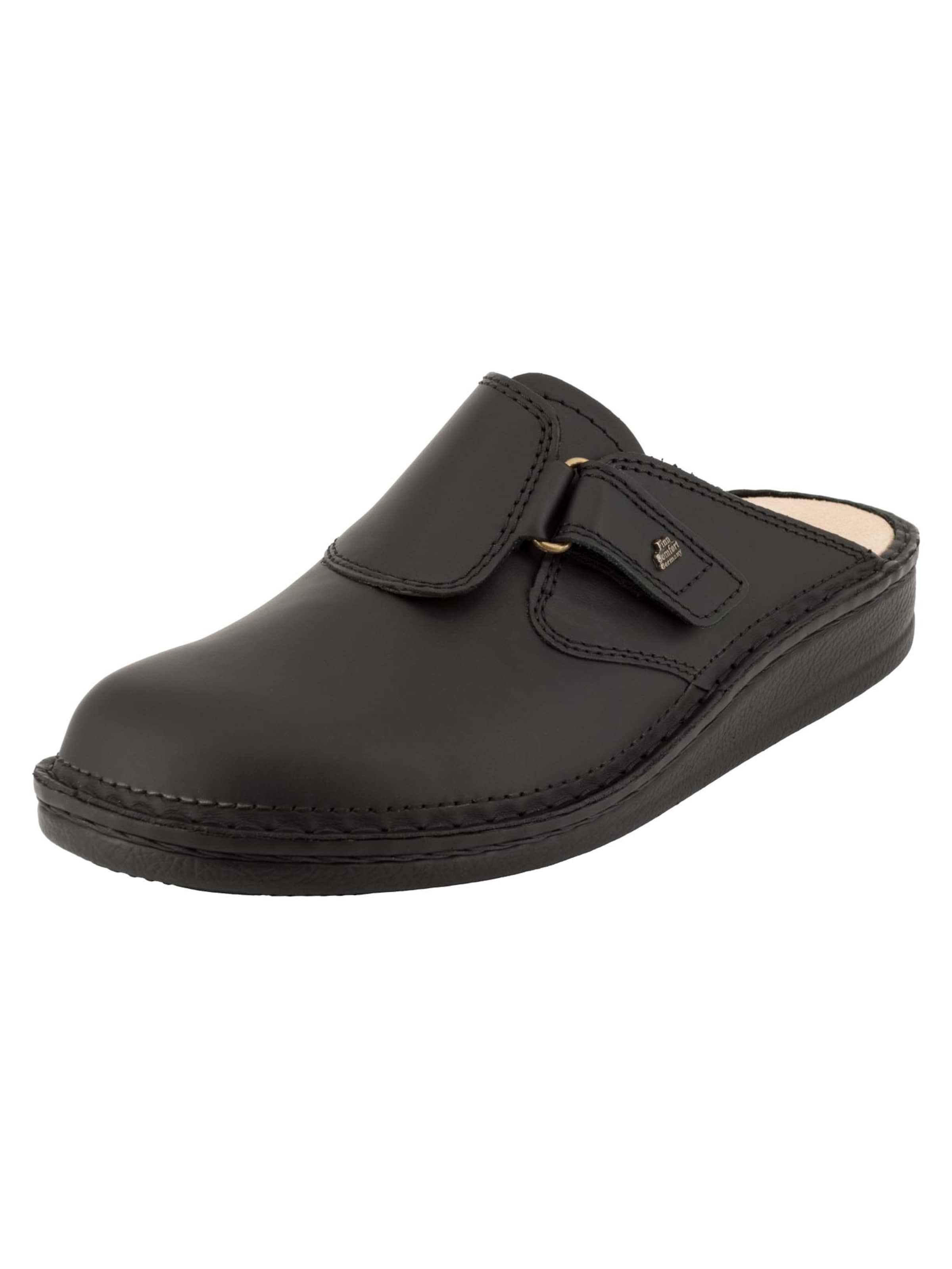 Finn Comfort Clogs 'Venedig' in Black: front
