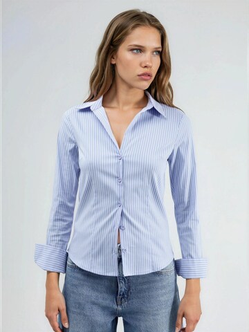 Camicia da donna 'Hemden' di Hiccup in blu