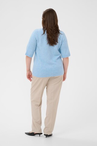 KAFFE CURVE Gebreid vest 'KCrosa' in Blauw