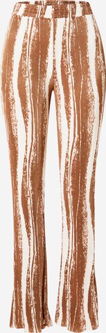 Flared Pantaloni di Nasty Gal in marrone: frontale