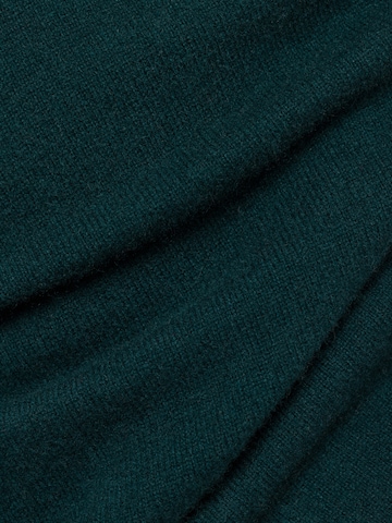 Andrew James Sweater in Green