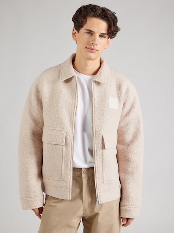 Calvin Klein Jeans Between-Season Jacket in White: front