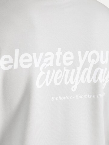 T-Shirt Smilodox en gris