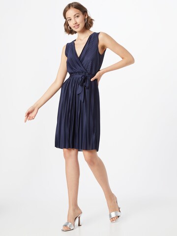 Robe 'Florentina' ABOUT YOU en bleu