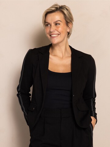 Zhrill Blazer 'ZHBETSY' in Black