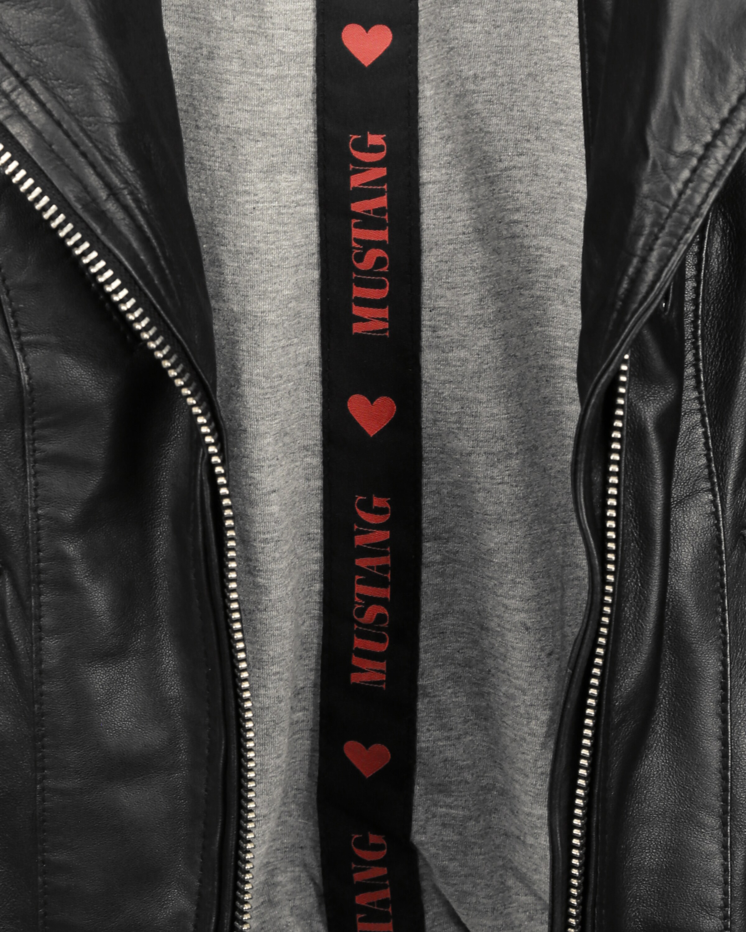 MUSTANG Between-season jacket in Black