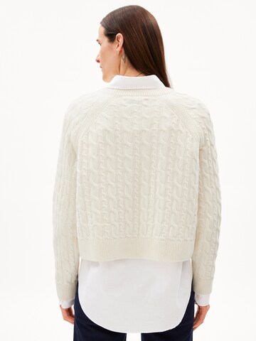 Pull-over ' DILIRIAA' ARMEDANGELS en blanc