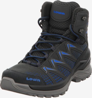 LOWA Boots 'Innox Pro' in Grijs: voorkant