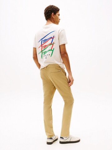 Tommy Jeans Regular Hose 'Austin' in Braun
