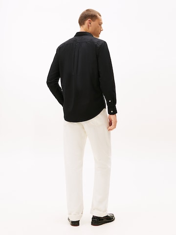 TOMMY HILFIGER - Ajuste regular Camisa en negro
