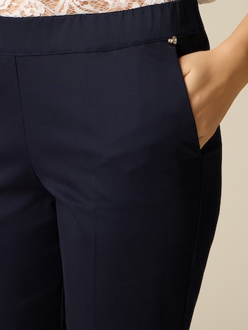 regular Pantaloni di oltre in blu