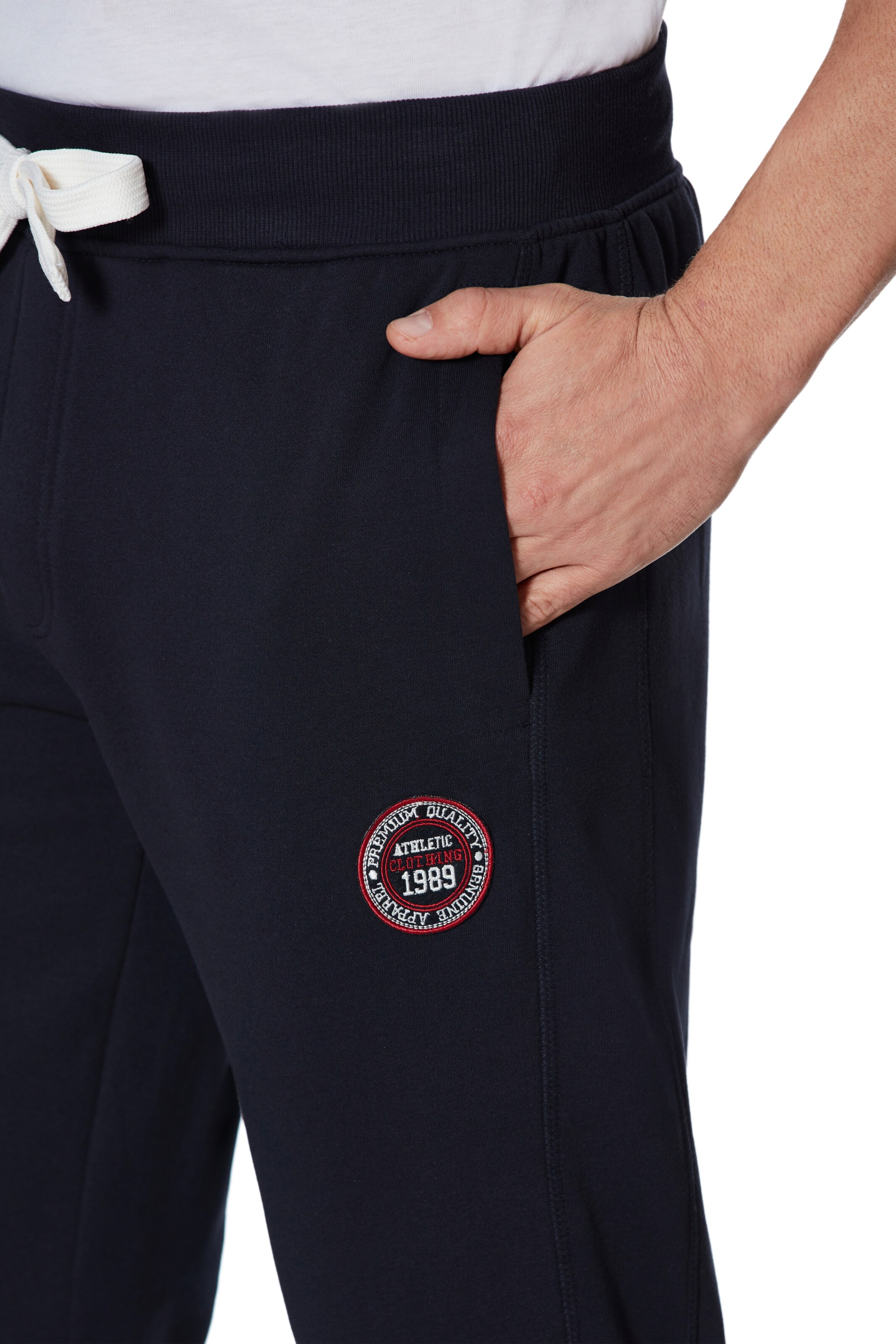 Effilé Pantalon Hero en bleu