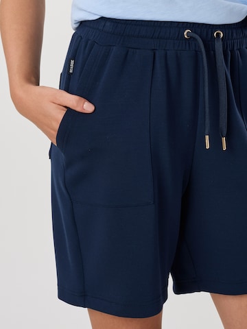 Seaside Regular Trousers in Blue