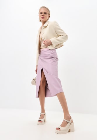 CESARE GASPARI Slingback pumps in White