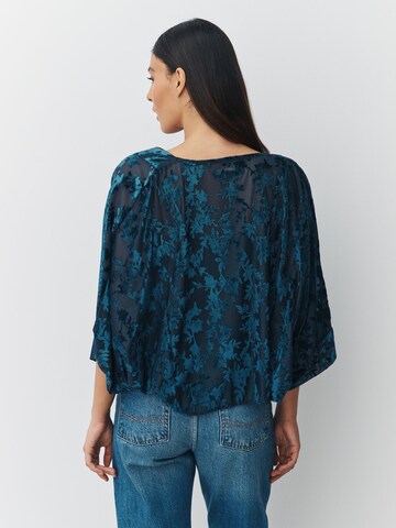 Next Болеро в Синий