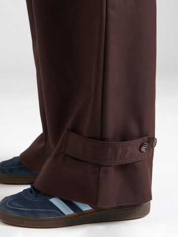 Wide leg Pantaloni con pieghe 'Joann' di Noella in marrone