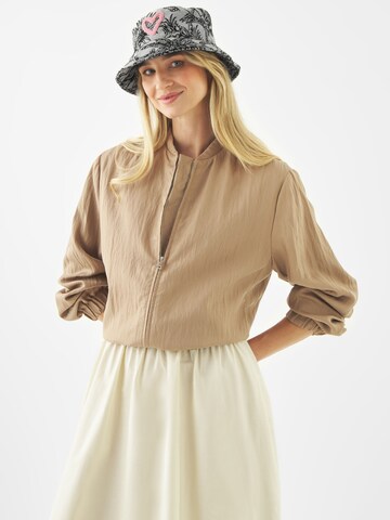 Chapeaux CODELLO en noir : devant