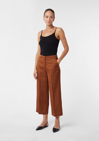 COMMA Regular Trousers in Brown: front