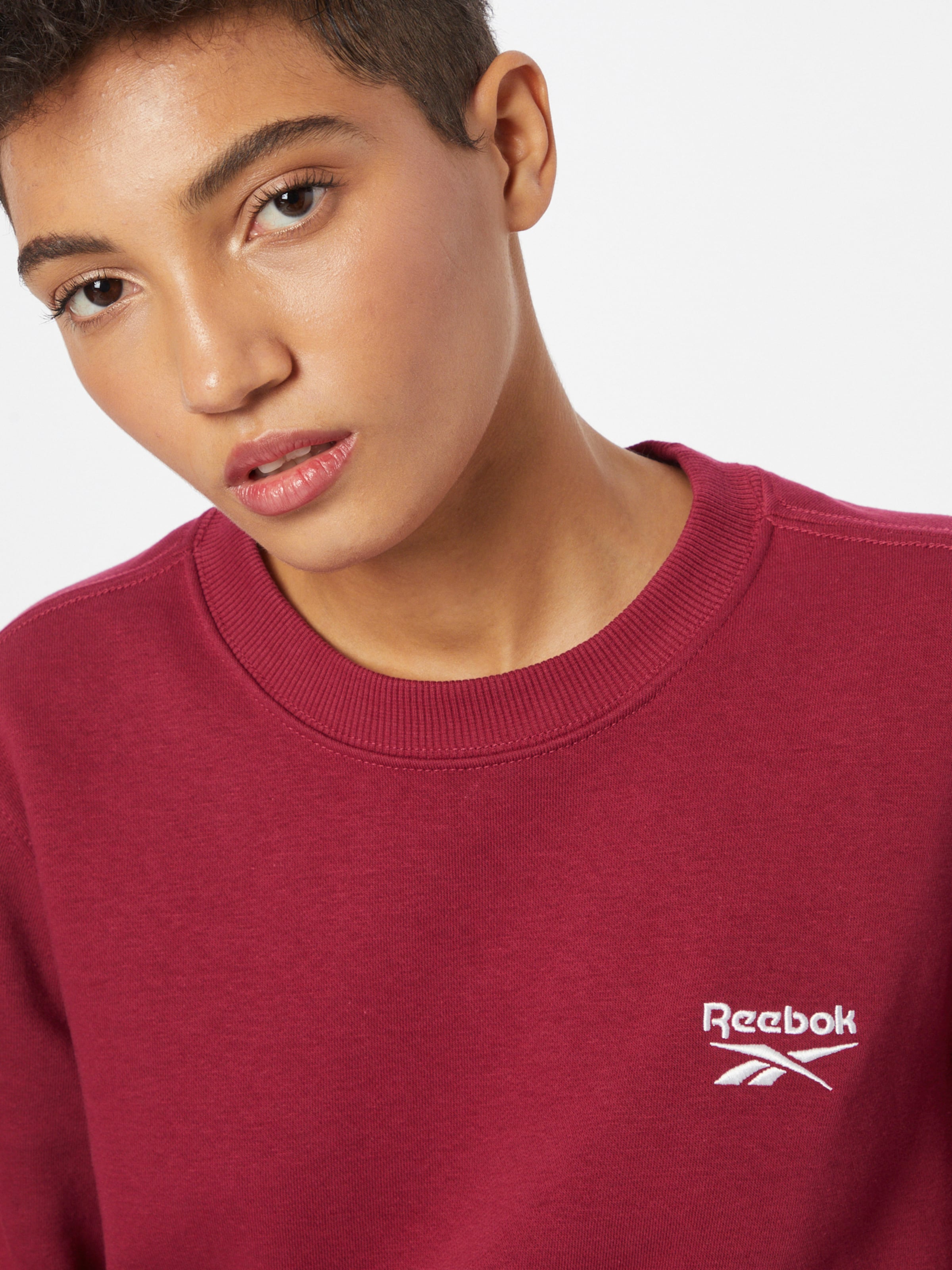 Femme Sweat-shirt Reebok Classics en Rouge Foncé 
