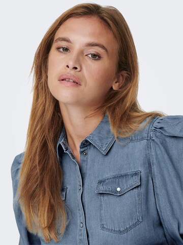 ONLY - Blusa em azul