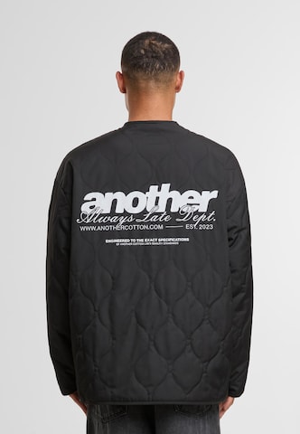 Another Cotton Lab Jacke in Schwarz: Vorderseite