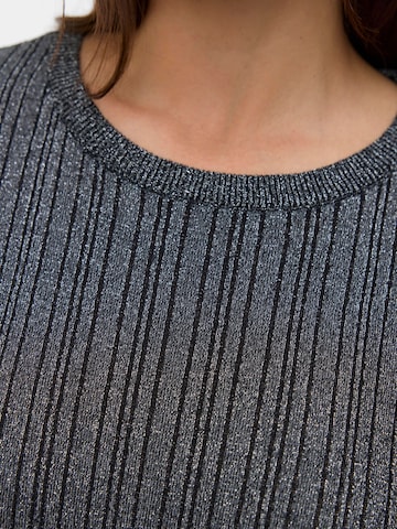 Vero Moda Curve Trui 'VMCTalia' in Zwart