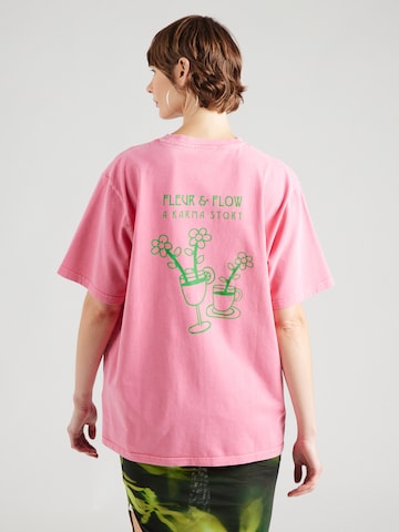 T-shirt oversize 'Karma Story' OH APRIL en rose : devant