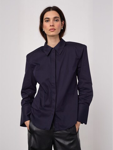 Maglietta ' SannaCC ' di co'couture in blu: frontale