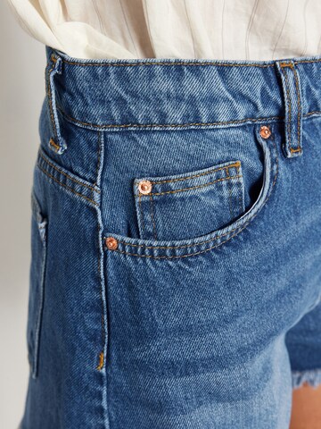 regular Jeans di Trendyol in blu