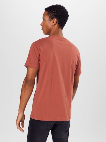 Iriedaily T-Shirt 'Turn up' in Rot