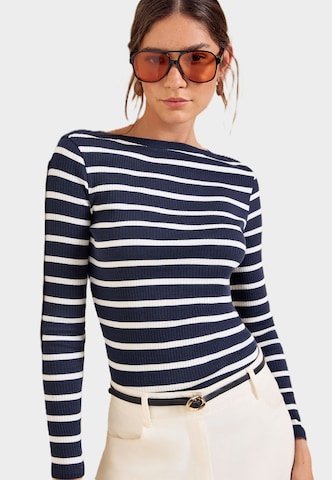 Friends Like These - Camisa em azul: frente