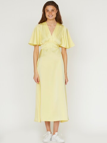 SISTERS POINT Dress 'GISELA' in Yellow: front
