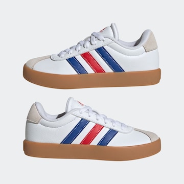 Sneaker 'VL Court 3.0' di ADIDAS SPORTSWEAR in bianco