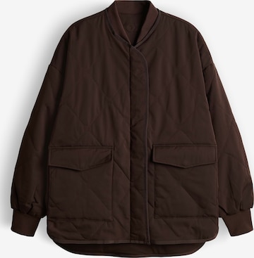 brūns OPUS Starpsezonu jaka 'Hellsy': no priekšpuses