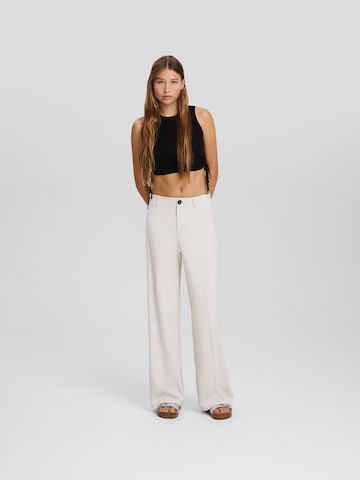 Bershka Loose fit Trousers with creases in Grey