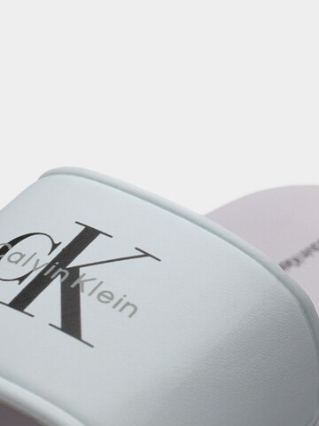 Calvin Klein Jeans Nyitott cipők 'FREDDIE' - fehér