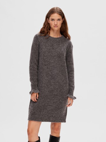 SELECTED FEMME Knitted dress in Grey: front