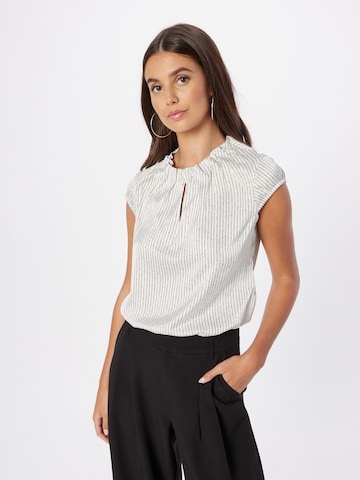 COMMA - Blusa en blanco: frente