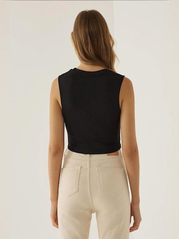 Hiccup Top in Black