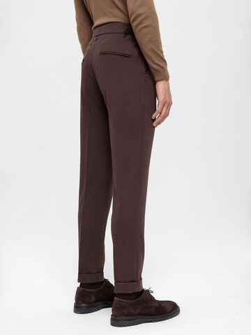 Antioch Slim fit Pleat-front trousers in Brown