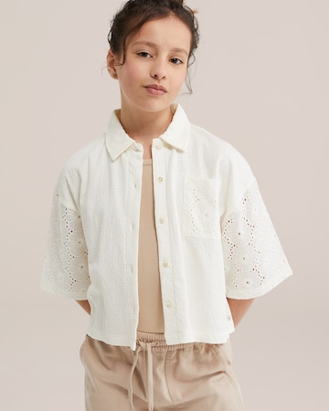 WE Fashion Блузка в Бежевый: спереди