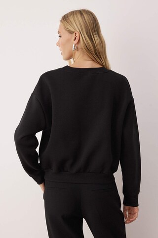 Sweat-shirt Trendyol en noir