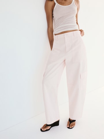 MANGO - Barrel Pantalón vaquero cargo 'PAPAYA' en rosa: frente