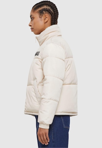 Veste mi-saison 'Essential' Karl Kani en beige