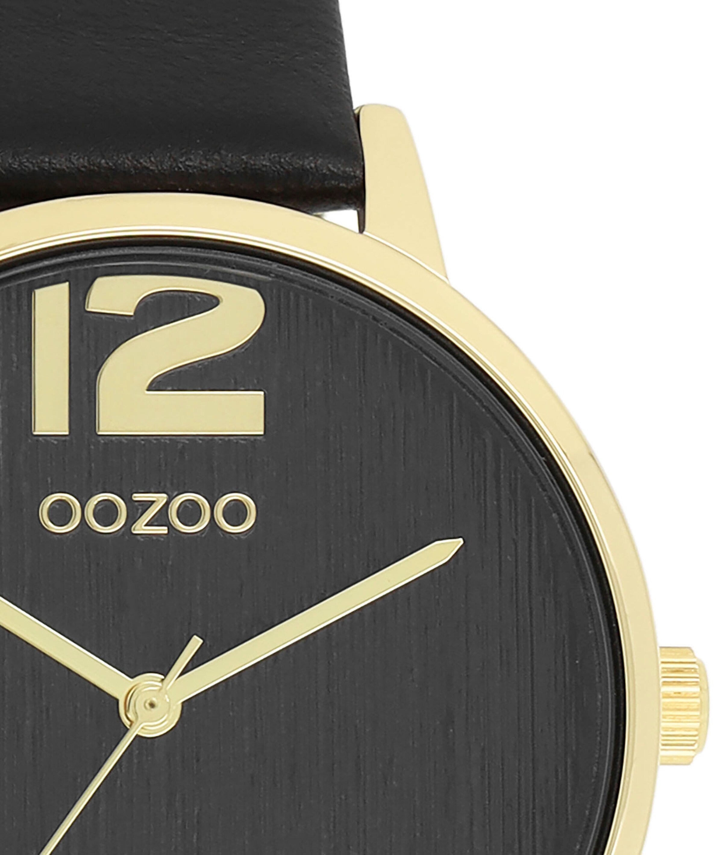 OOZOO Analog Watch in Black