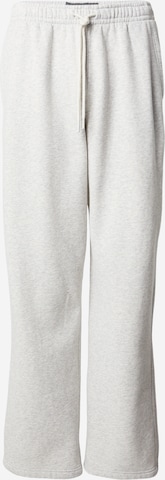 Abercrombie & FitchBaggy Hlače 'ESSENTIAL' - siva boja: prednji dio